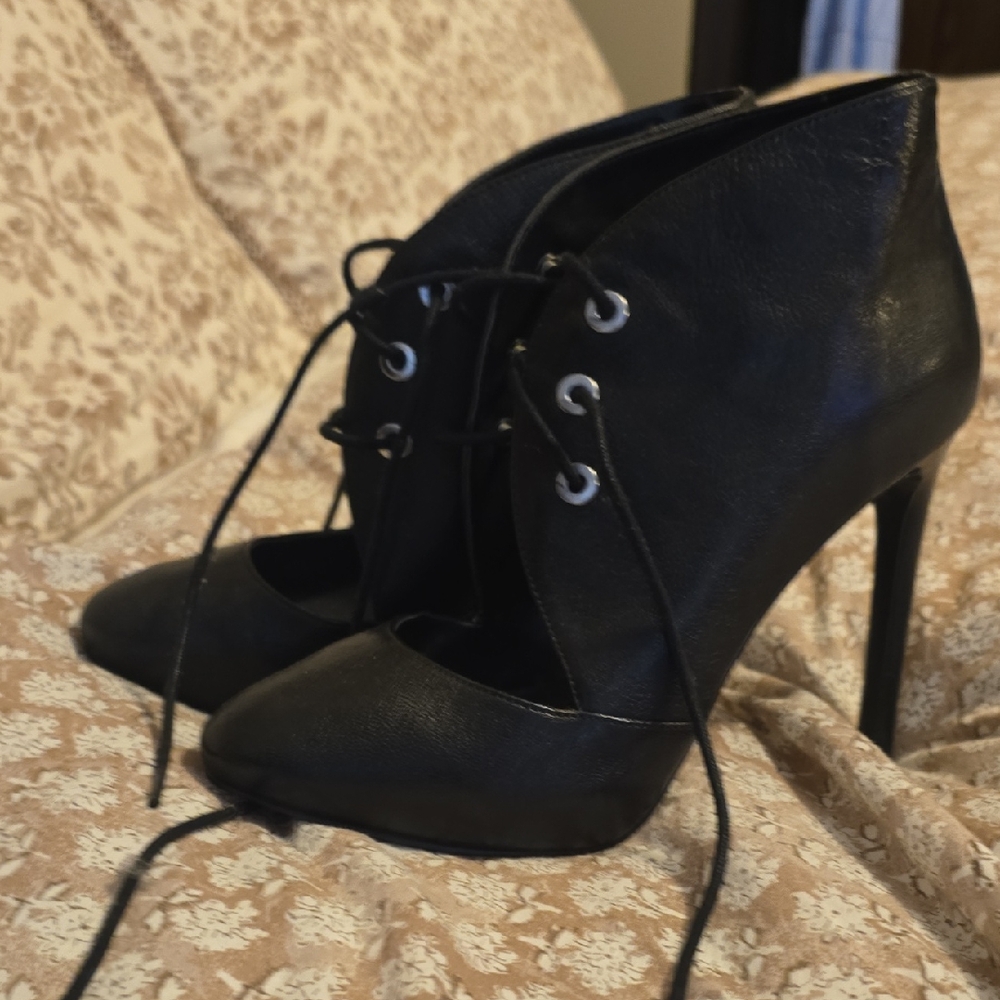 Nine West Black Lace-Up Heeled Boots
